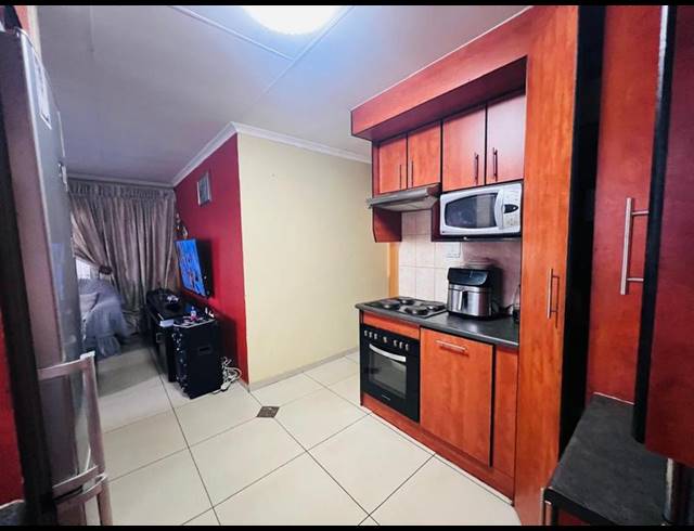 3 BEDROOM HOUSE FOR SALE IN SOSHANGUVE EAST